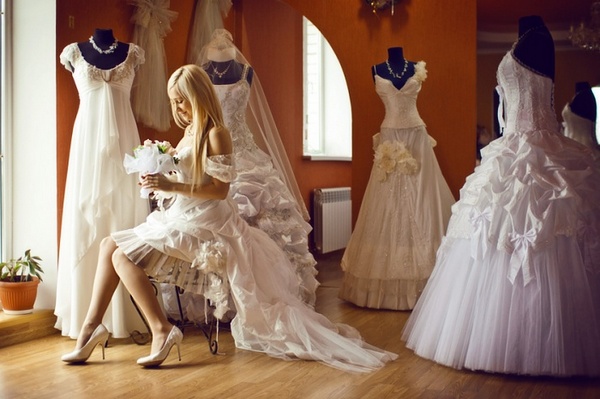 Составляем свой свадебный образ. Фото с сайта www.izhsvadba.ru 