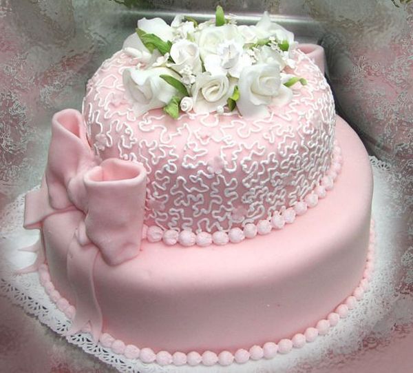 Двухъярусный торт — стильно и красиво. Фото с сайта bake-cake.ru