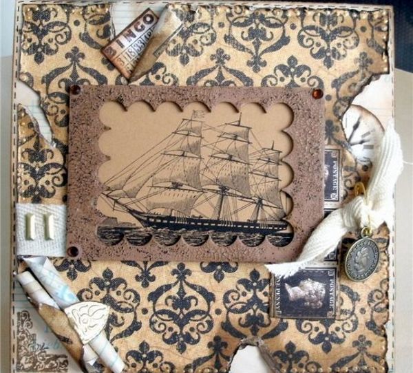 Корабли, машины, монеты и карты — для декора открытки своими руками. Фото с сайта podarynchik.ru