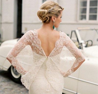 Кружево в оформлении свадебного платья — божественно! Фото с сайта ladyspecial.ru
