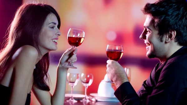 Романтический вечер для любимого — отличный способ провести время вместе