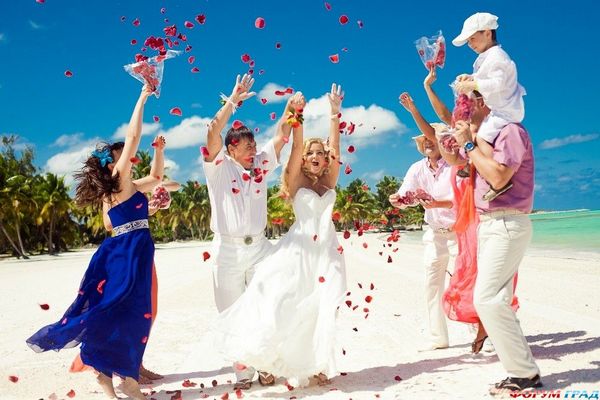 Необычно, романтично, красиво — свадьба на Мальдивах. Фото с сайта www.forum-grad.ru