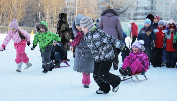 Спортивный праздник для детей. Фото с сайта www.sch799.ru