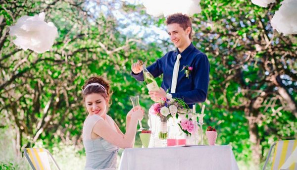 Испытания для молодоженов на второй день свадьбы. Фото с сайта izum.ua