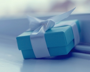Как сделать коробочку для подарка? Фото с сайта ru.gdefon.com