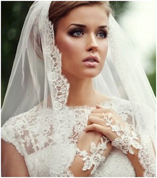 Важный свадебный атрибут — фата невесты. Фото с сайта rivne1.tv 