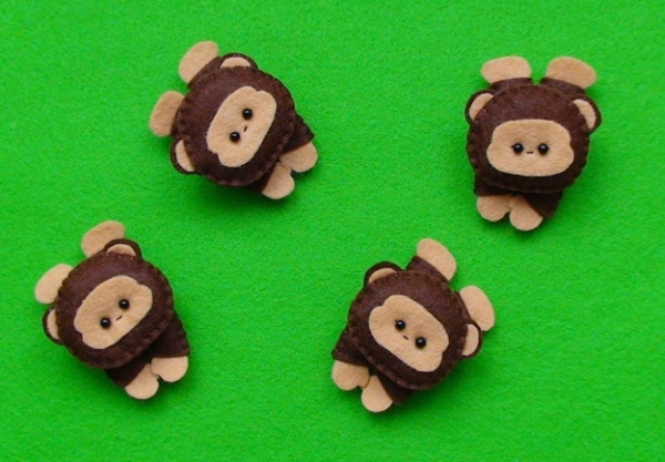 Простые и очаровтельные обезьянки из фетра. Фото с сайта liveinternet.ru